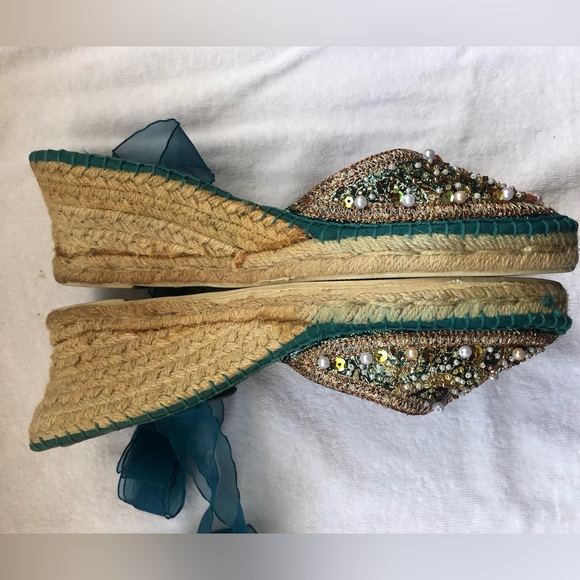 Close-Toed Lace up Espadrilles Wedge Sandals - Picture 6 of 8